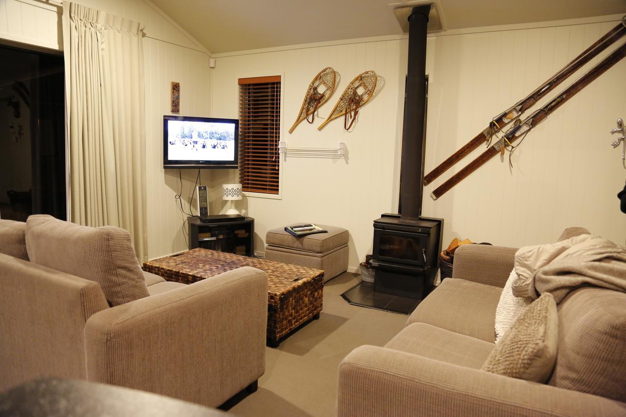 Rocky Mountain Chalets 오하쿠네 외부 사진